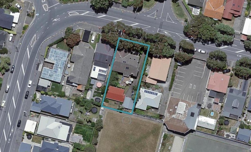8 Dundas Street, Seatoun, Wellington - Carousel 1