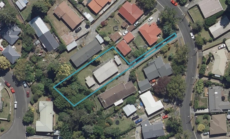 16A Anthony Crescent, Bader, Hamilton - Carousel 1