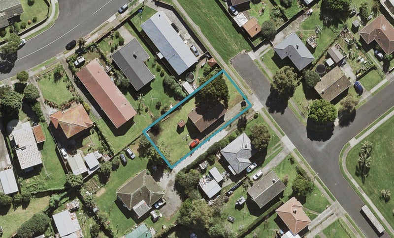 26 Wimpey Street, Mangere, Auckland - Carousel 1