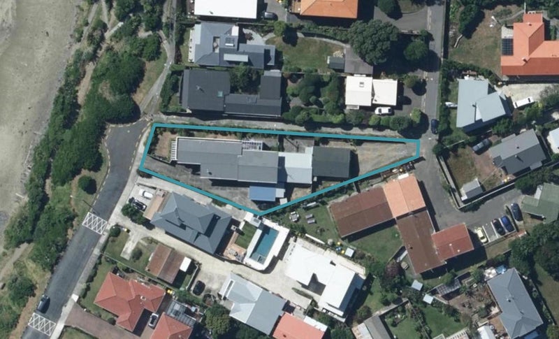 1/22 Park Avenue, Epuni, Lower Hutt - Carousel 1