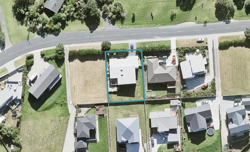 1465 Whangaparaoa Road, Army Bay, Whangaparaoa - Carousel 1