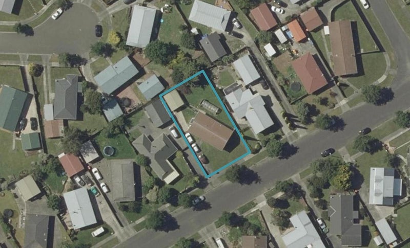 49 Hillcrest Drive, Kelvin Grove, Palmerston North - Carousel 1