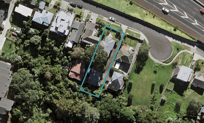 39 Hendry Avenue, Hillsborough, Auckland - Carousel 1