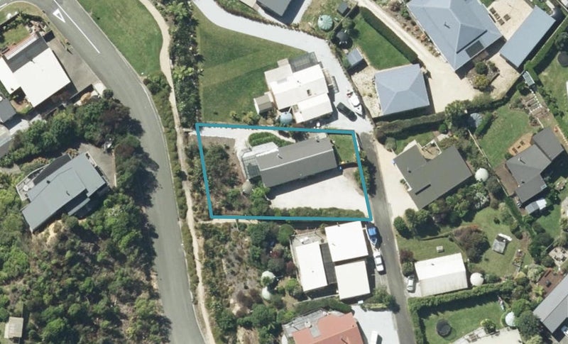13 Nyhane Drive, Tata Beach - Carousel 1