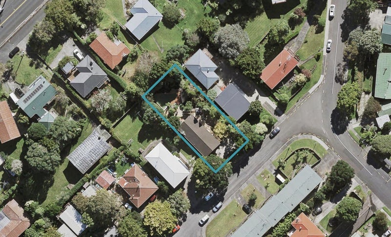 3 Nea Place, Hillcrest, Auckland - Carousel 1