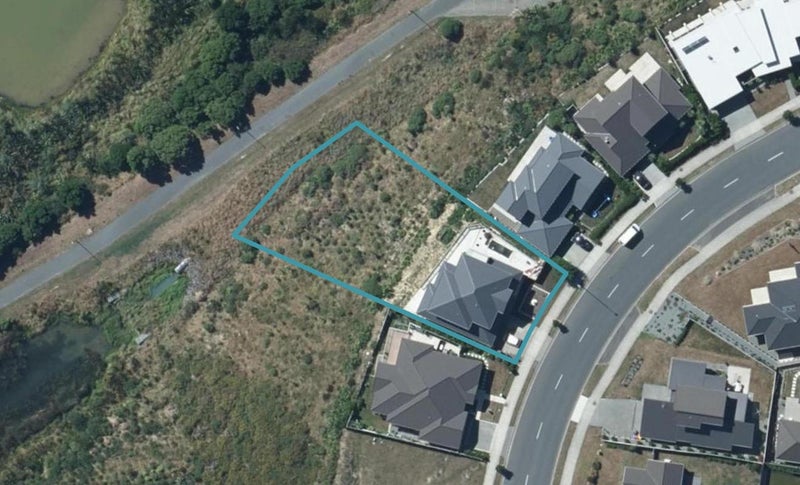 20 John Burke Drive, Aotea, Porirua - Carousel 1
