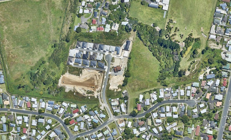18 Cheese Factory Lane, Brookfield, Tauranga - Carousel 1