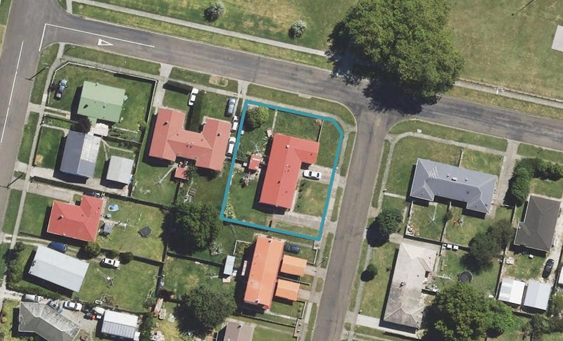 1 Fleming Street, Outer Kaiti, Gisborne - Carousel 1