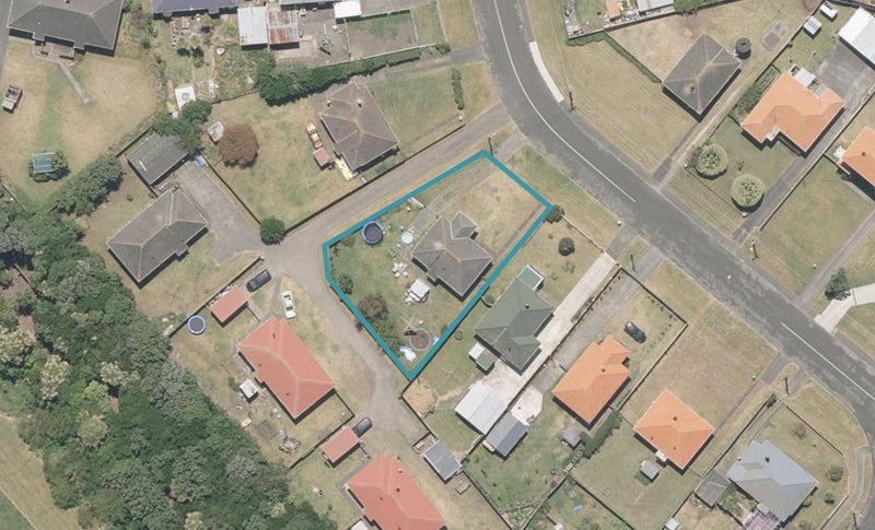 95 Swiss Avenue, Gonville, Whanganui - Carousel 1