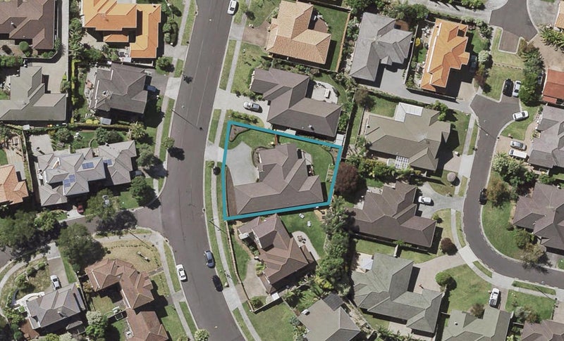 16 Craigavon Drive, East Tamaki, Auckland - Carousel 1