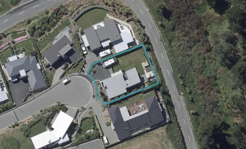 9 Peregrine Close, Mount Pleasant, Christchurch - Carousel 1