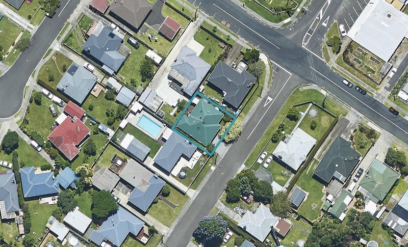 39 Carlisle Street, Greerton, Tauranga - Carousel 1