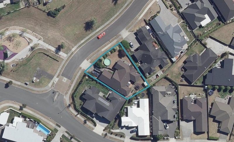 4 Wisteria Place, Flagstaff, Hamilton - Carousel 1