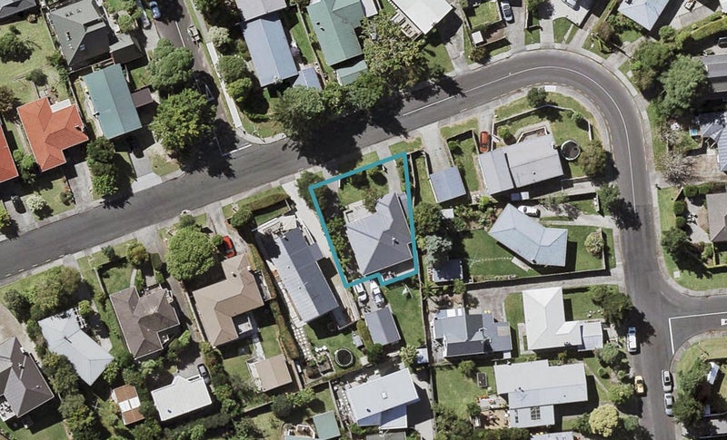 28 Seine Road, Forrest Hill, Auckland - Carousel 1