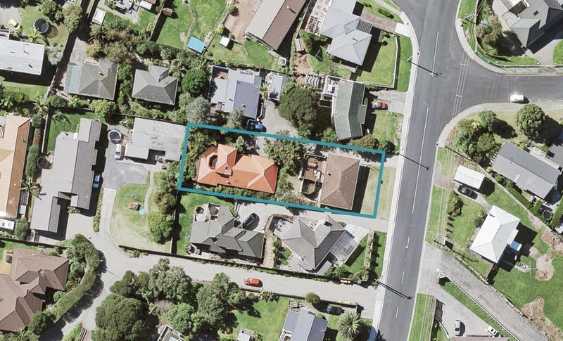 30A VIEW RD, Shelly Park, Auckland - Carousel 1