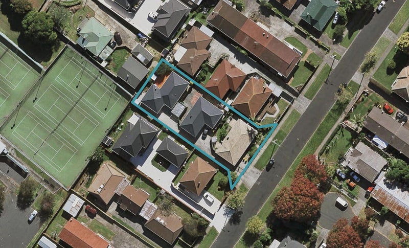1/14 King Street, Papatoetoe, Auckland - Carousel 1