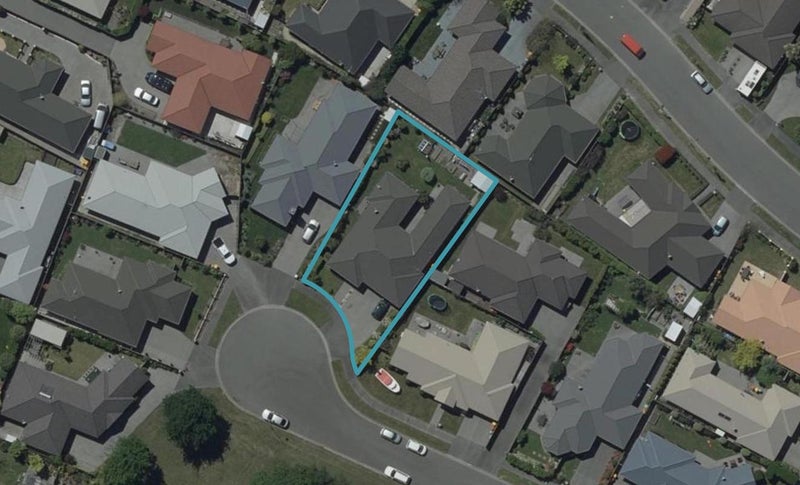 14 Cyclamen Place, Aidanfield, Christchurch - Carousel 1