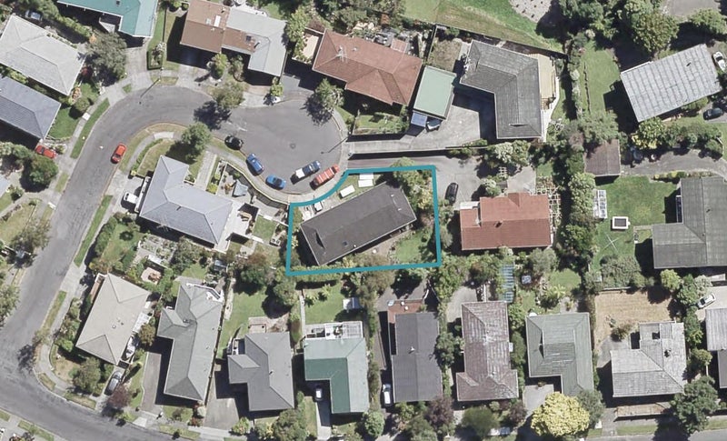 10 Saint Francis Grove, Waterloo, Lower Hutt - Carousel 1