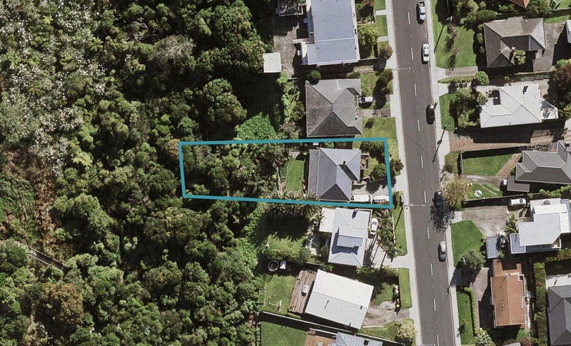 82 Sylvan Avenue, Northcote, Auckland - Carousel 1