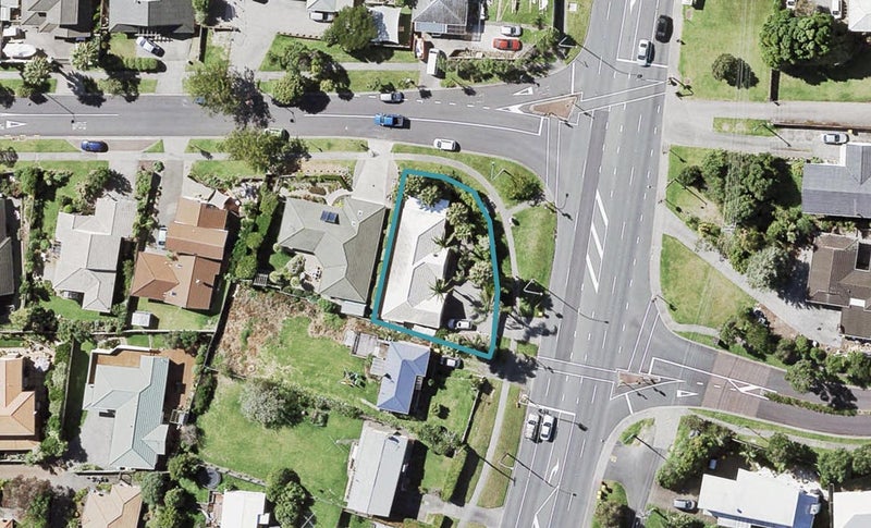 2 Ponderosa Drive, Oteha, Auckland - Carousel 1