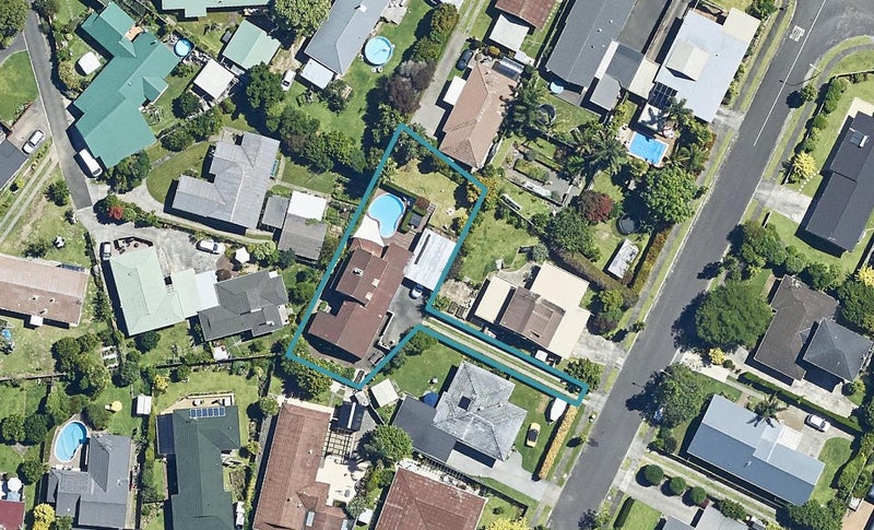 12 Rewarewa Place, Matua, Tauranga - Carousel 1