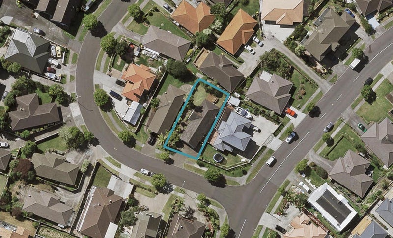 3 Earnslaw Crescent, Clover Park, Auckland - Carousel 1
