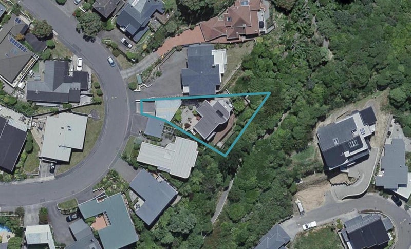 31 Rama Crescent, Khandallah, Wellington - Carousel 1