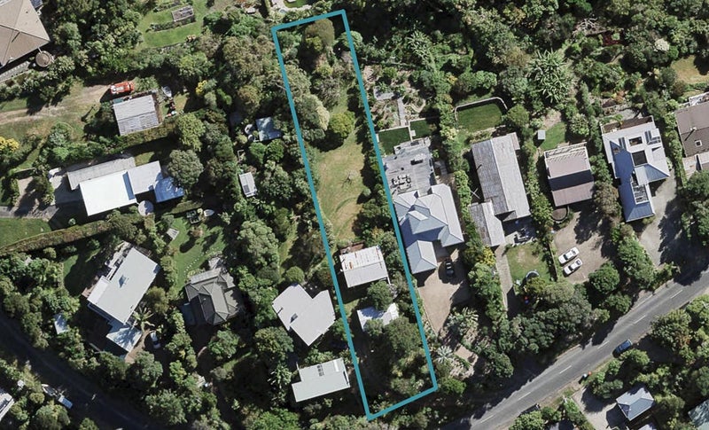 33 Coromandel Road, Oneroa, Waiheke Island - Carousel 1