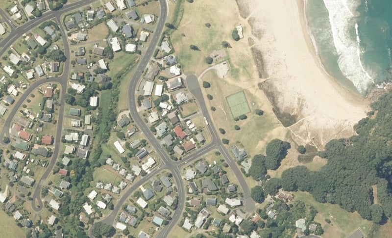 107 Oratia Place, Onemana - Carousel 1