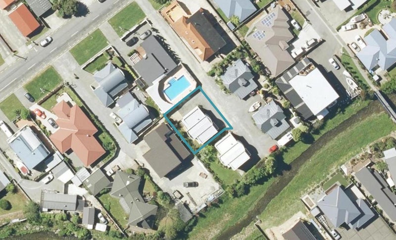 29B Beach Road, Waikawa, Picton - Carousel 1
