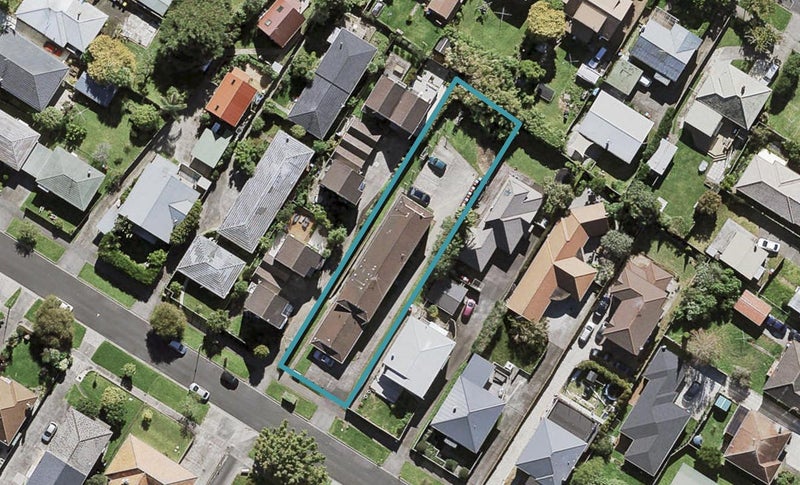 3/7 Eden View Road, Sandringham, Auckland - Carousel 1