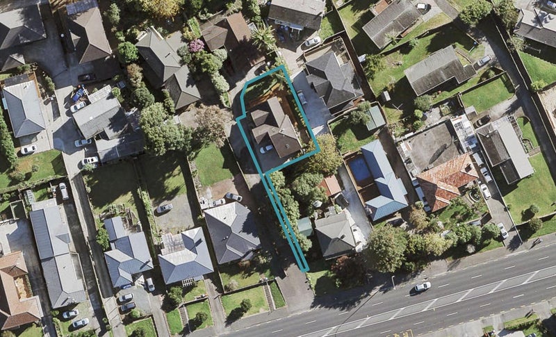 22B Maioro Street, New Windsor, Auckland - Carousel 1