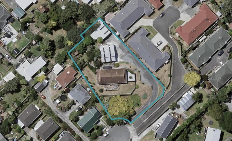 27 Hurley Road, Paraparaumu Beach, Paraparaumu - Carousel 1