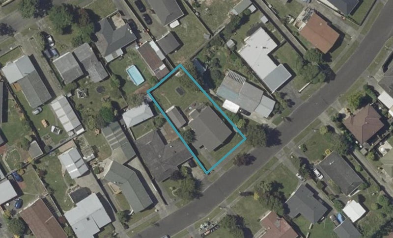 45 Geraldine Crescent, Cloverlea, Palmerston North - Carousel 1