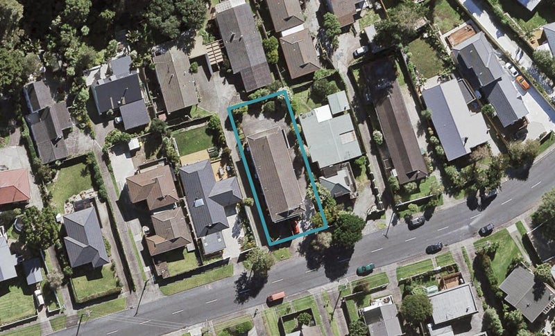 1/32 Moore Street, Hillcrest, Auckland - Carousel 1