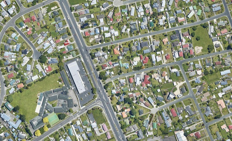 2A Isobel Street, Fairy Springs, Rotorua - Carousel 1