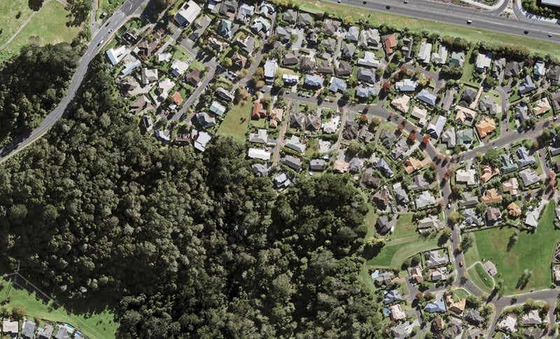 27 Bushlands Park Drive, Albany, Auckland - Carousel 1