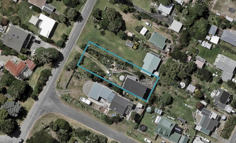 22 Rodney Avenue, Te Horo Beach - Carousel 1