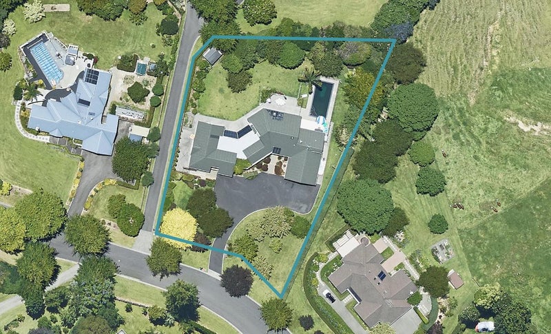 10 River Oaks Drive, Tauriko, Tauranga - Carousel 1
