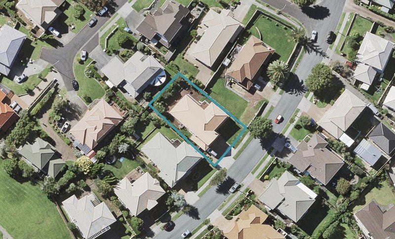 66 Edendale Road, Somerville, Manukau - Carousel 1