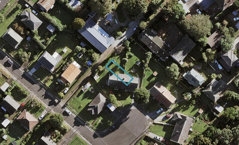 22 Dunkirk Terrace, Mount Albert, Auckland - Carousel 1
