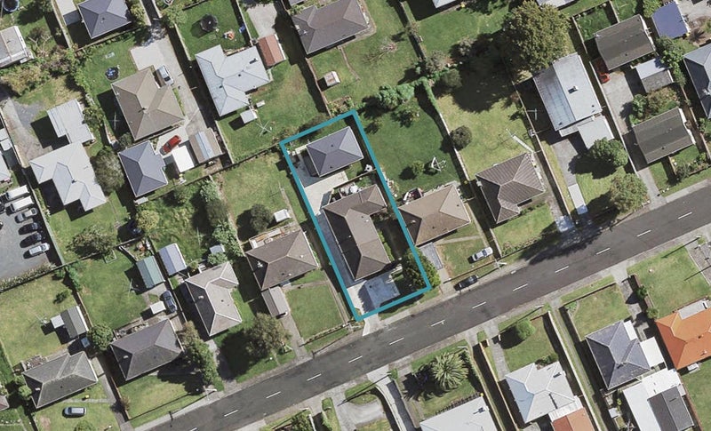 15 Hooks Road, Manurewa, Auckland - Carousel 1