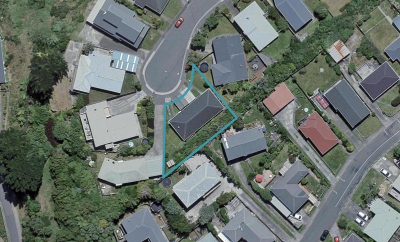 39 Bancroft Terrace, Newlands, Wellington - Carousel 1