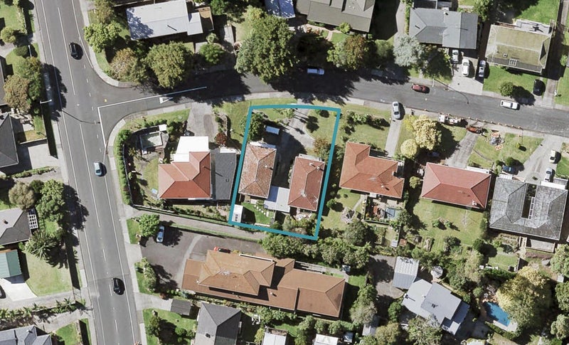 2/5 Kayeleen Place, Howick, Auckland - Carousel 1