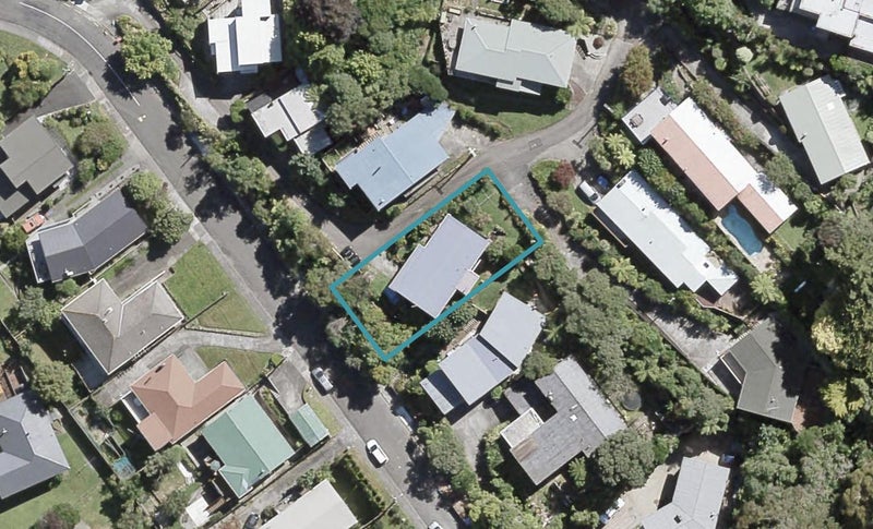 51 Tilbury Street, Fairfield, Lower Hutt - Carousel 1
