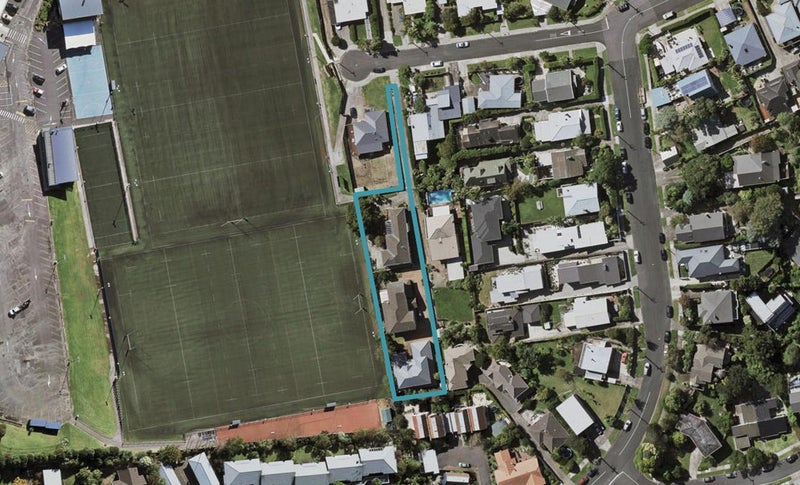 8B Hilltop Street, Remuera, Auckland - Carousel 1