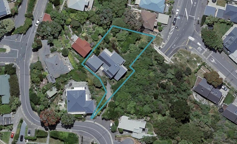9 Beacon Hill Road, Seatoun, Wellington - Carousel 1