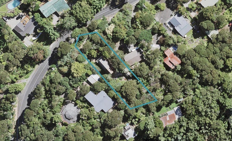 724 West Coast Road, Oratia, Auckland - Carousel 1