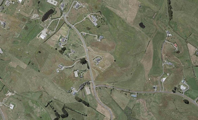 142 Derham Road, Otaki - Carousel 1