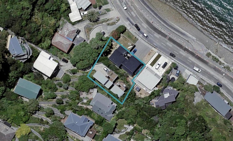 218 Evans Bay Parade, Hataitai, Wellington - Carousel 1